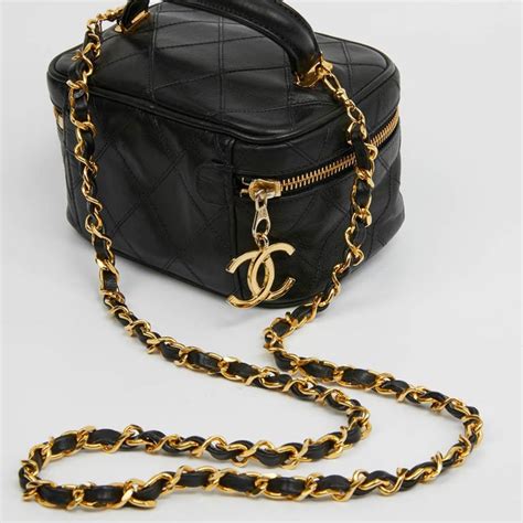 chanel vanity case medium price 2019|chanel vanity bag vintage.